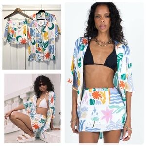 NWT Princess Polly Caraliia 2pc Mini Skirt Button Up Shirt Tropical Size 2 NEW